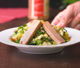 Hem Doyurucu Hem de Lezzetli Ton Bonfileli Salata Nas�l Yap�l�r?
